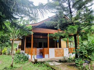 Lonthar B&B - Riung - 4