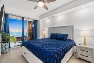 Encantame Towers Ground Floor Lazy River Pool - Playa Encanto - 9