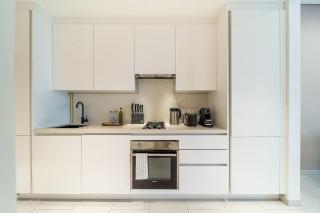 Airstay - Sleek Studio - Burj Khalifa & Pool Views - Monthly Offer Available - 6