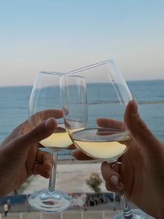 Elite Seaside Apartment - Limassol - 0