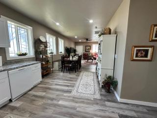 Carriage House Retreat - Guthrie - 6