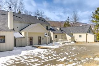 3 min to Mt Snow with FREE Shuttle! Family-Size fun, Wood fireplace, 2 living rooms, Arcades - Dover - 5