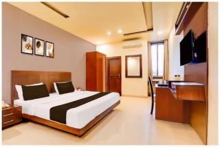 HOTEL TROPICAL PALACE GUEST HOUSE Near Temple - Ujjain - 0