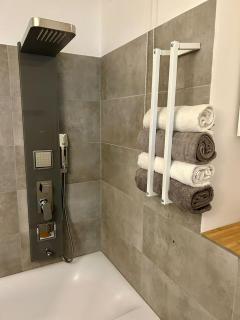 Champion-Free Parking-Pościel Hotelowa - Szczecin - 3