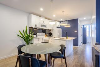 Amazing 3-Bedroom on Saint-Urbain - Montréal - 4