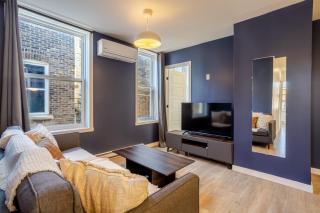 Amazing 3-Bedroom on Saint-Urbain - Montréal - 9