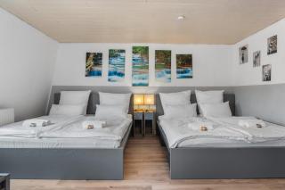 DG - Einfach aber sehr komfortabel - Wohnung für bis zu 12 Personen - Gruppen, Messe, Monteure, Studenten - Voll ausgestattet - 3 Smart-TV 55 Zoll Netflix, 1000 Mbit WLAN, voll ausgestattete Küche - Duisburgo - 7