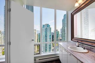 Sky Home by the Sea - Vancouver - 2