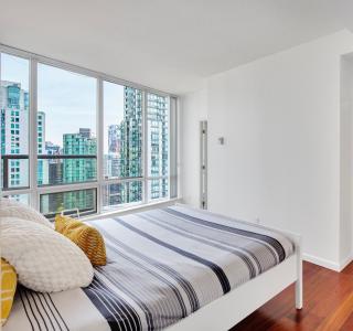 Sky Home by the Sea - Vancouver - 4