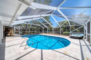 Lighthouse Retreat With A Pool - Ponce Inlet - 6