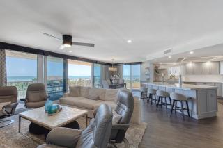 New Smyrna Luxury Beachfront Condo Pool Hot Tub - 8