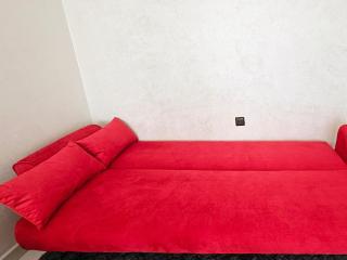 Sunny Cosy apartment near TGV station & Corniche - 5