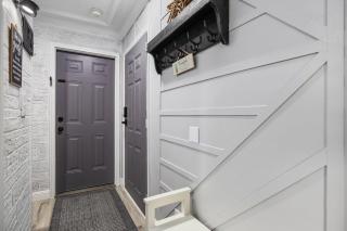 Park Place - Suite with Fire Pit 1 Mile from Beach - Myrtle Beach - 8