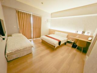 Green Yard Business Hotel - Miaoli - 4