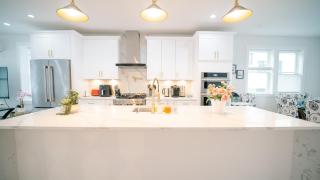 Modern 5BR & 5BA Rooftop Deck & Private Parking - Washington - 1