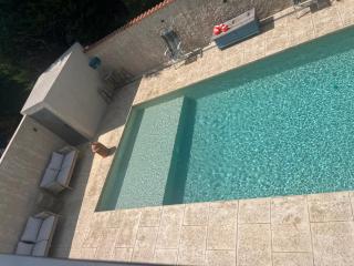 Haut de villa avec piscine privée et extérieur - Lançon-Provence - 8