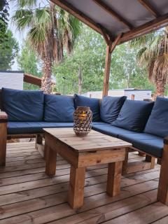 Mobil home luxe 3 ch dont une suite parentale clim terrasse bois couverte La Yole 5 étoiles - 8