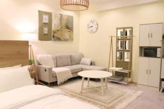 Olive Studio Madinah- Elegant KingBed Studio - 0