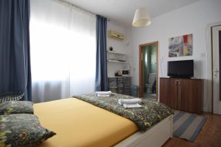 Studio Piata Rosetti - Bucharest - 8