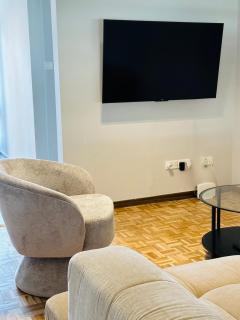 Kallisti 2bd Central Stay - Wow View - 4