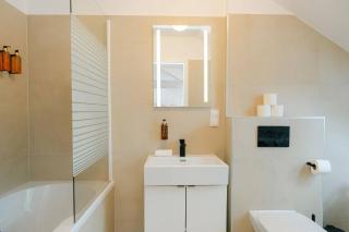Modern 3BR perfect for 4-6 metro close to Naschmarkt - Wenen - 6