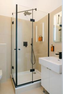 Neat 2BR perfect for 4 free parking - Vienna - 6
