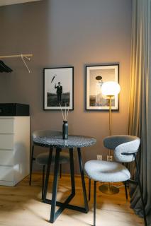 Neat 2BR perfect for 4 free parking - 4