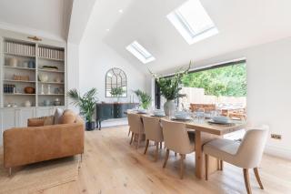 Luxury 6 Bedroom Period Home with Sauna and Gym - Cheltenham - 5