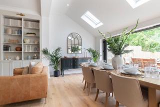 Luxury 6 Bedroom Period Home with Sauna and Gym - Cheltenham - 4