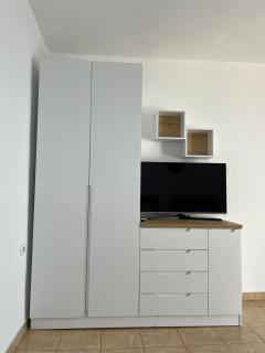 Seaview Home - Vlora - 3