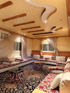 عمارة مركز السياح - Al Bahah - 1