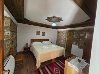 Guest House J.Prifti - 4