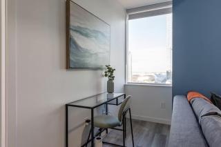 DT Edmonton King Suite with Parking & 100 Walk Score - Edmonton - 7