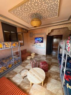 Chic Hostel Vibe - 6 Pax Max - 7
