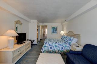 Sandy Toes Beachfront Condo - 8