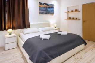 Bruno's Poolside Apartments - Trogir - 1