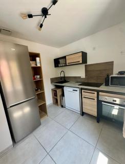 Appartement 3 Chambres, terrasse privée, piscine, parking - Saint-Rémy-de-Provence - 4