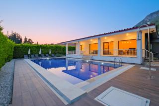 Villa Albina - 0