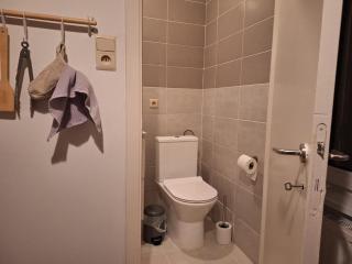Cozy Nest by Gare du Midi - Bruxelles - 9