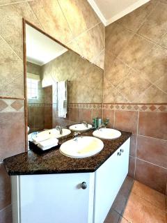 4 bedroom Villa 1 La Mer - 3