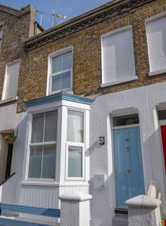 Ramsgate Family Cottage nr Beach -Harbour- Sleeps 4 - Garden - Parking on Street - Ramsgate - 5