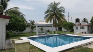 Casa, alberca privada y jardín - Tecolutla - 0