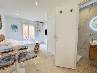 Le Cocon Méditerranéen refait à neuf, climatisé, à 300m des plages - Antibes - 6
