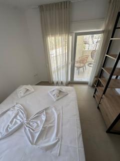 Lajes Luxury Apartments - Skala Potamias - 3