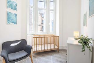 Ultra central - Large - Sunny - 8