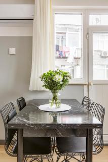 Recently Renovated Designer 2 Bedroom Apartment - Istambul - 7