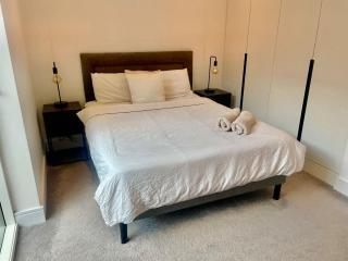 Modern Double Bedroom - Dublino - 8