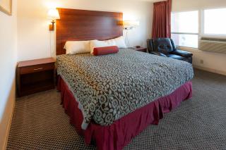 Hills Inn - 9