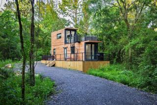 Whispering Firefly Escape MicroCabin - 6