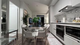 Executive 1 Bedroom Vaughan Metropolitan Condo - 1